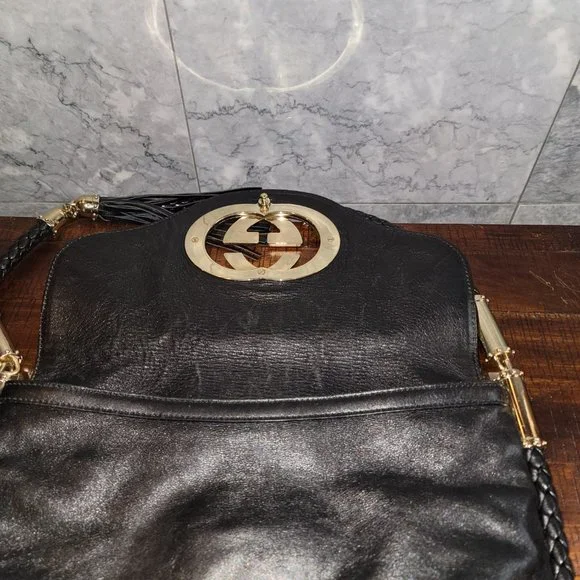 Authentic Vintage Gucci Black Leather Britt Tassel Bag - Picture 8 of 12